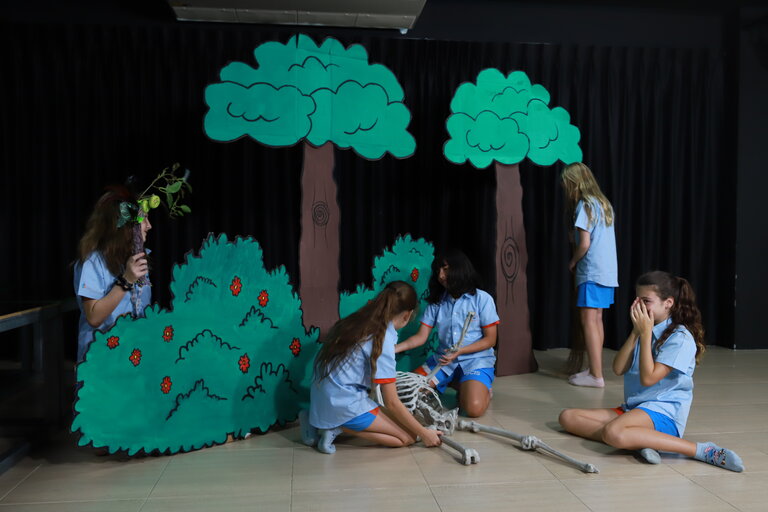 students during school play rehersals