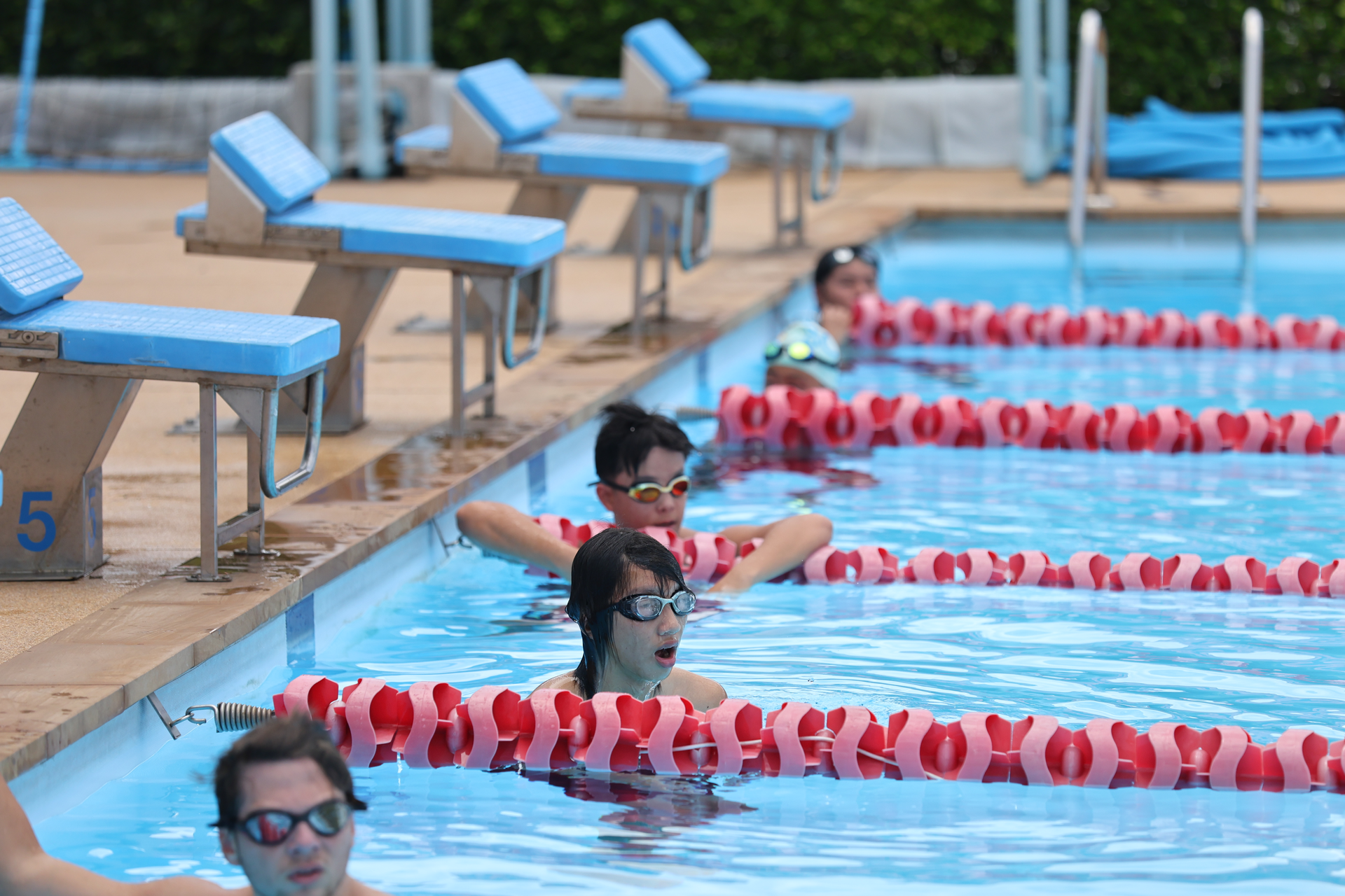 students during swim lesson